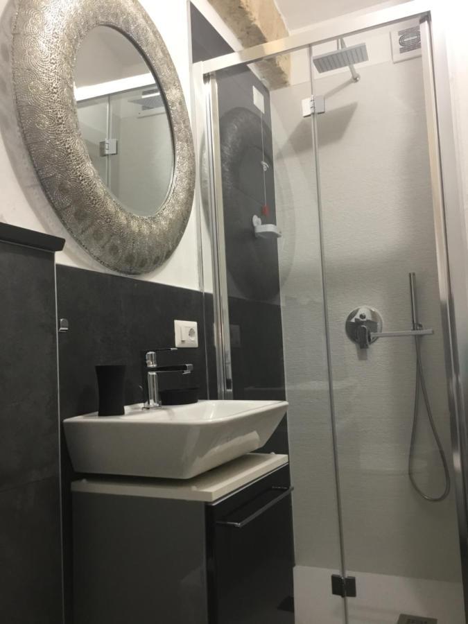 Flos باري المظهر الخارجي الصورة